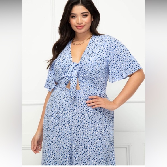 Eloquii 1X 16w Blue Patterned  Romper Jumpsuit with sexy front tie nwot curvy - Picture 3 of 11